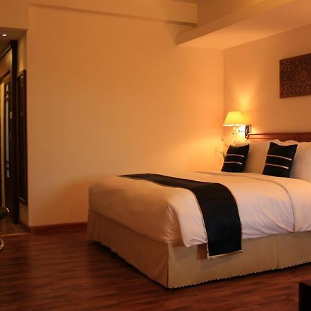Eastern Palace Hotel Mandalay Exterior photo